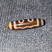 Old himalayan indo tibetan agate bead 5 eyes pattern amulet