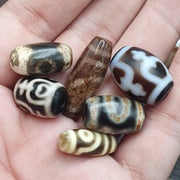 Lot 9 vintage tibetan unique pattern eyes agate stone dzi bead amulet