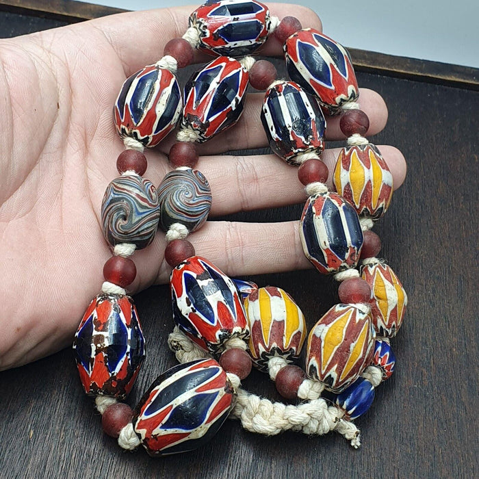 Vintage venetian style chevron big beads collection beaded necklace b22