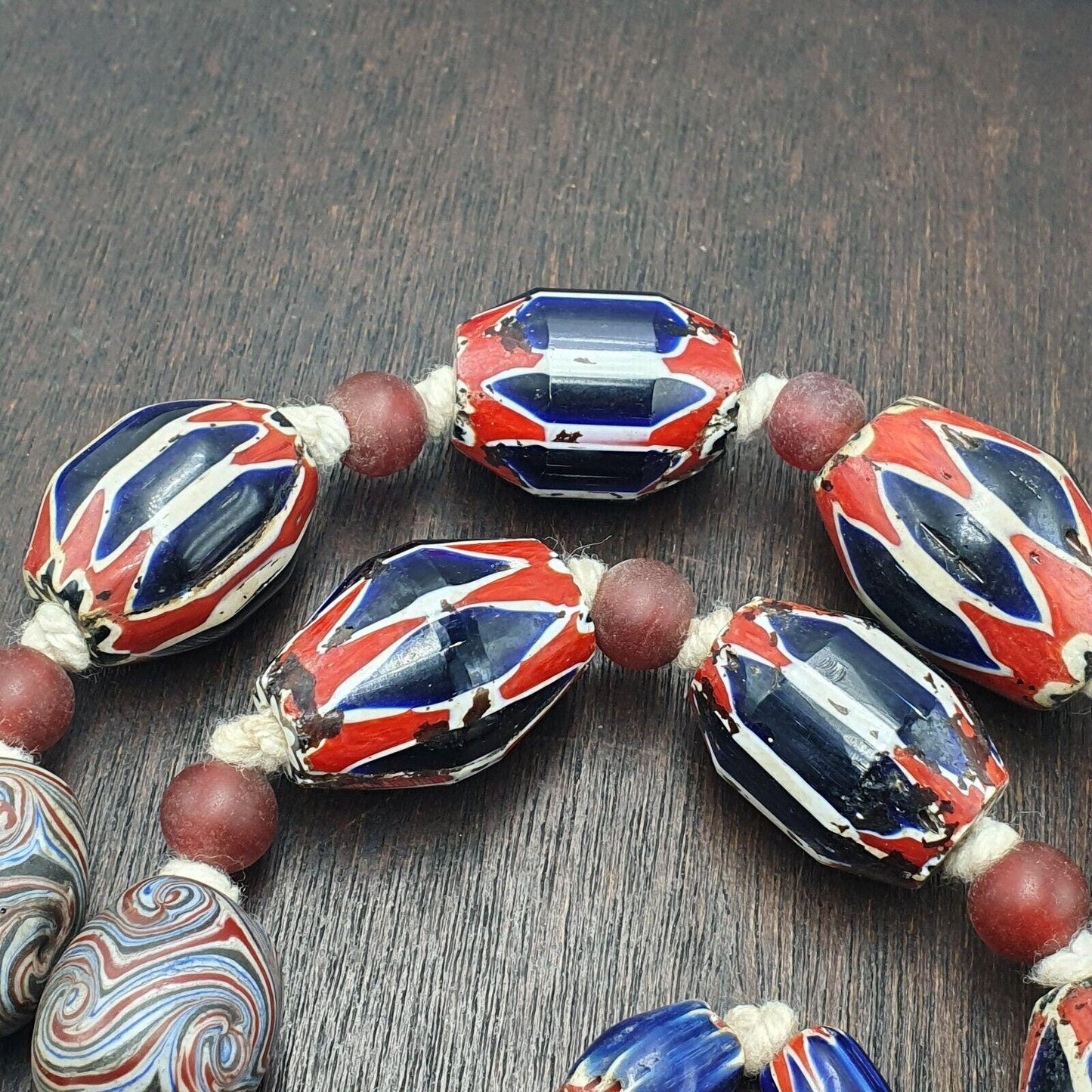 Vintage venetian style chevron big beads collection beaded necklace b22
