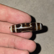 Vintage old himalayan indo tibetan agate beads unique pattern
