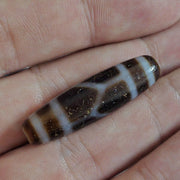 Vintage old himalayan indo tibetan agate beads turtle pattern