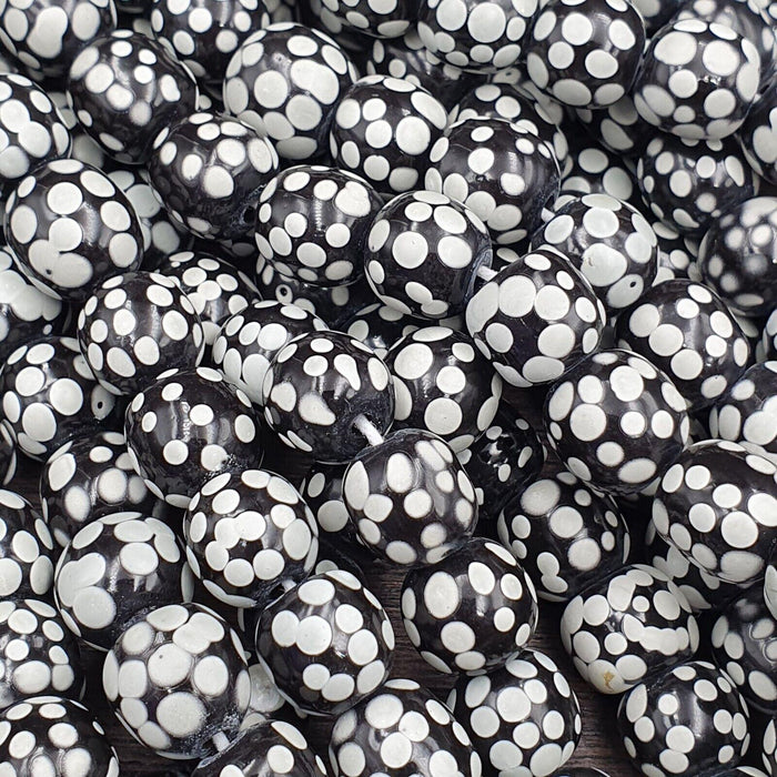 Skunk venetian inspired trade glass beads black thousand eyesGift