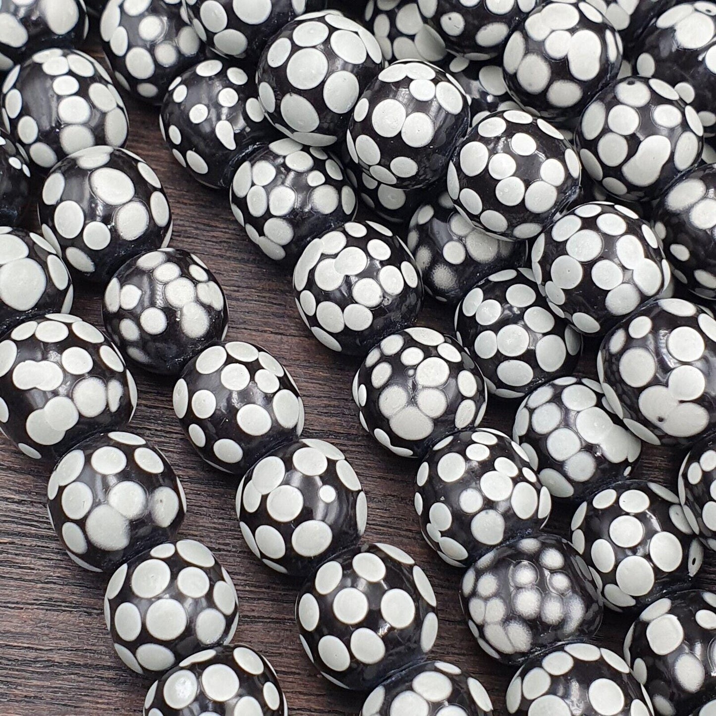 Skunk venetian inspired trade glass beads black thousand eyesGift