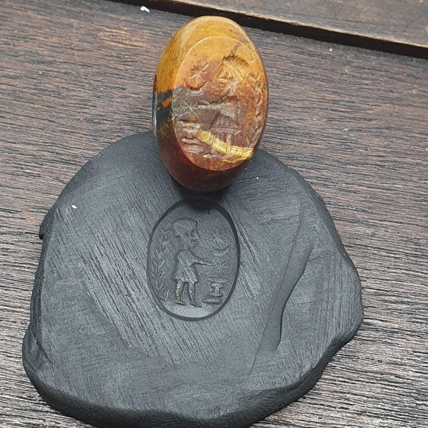 Antique jasper seal bead king intaglio stamp very rare pendent