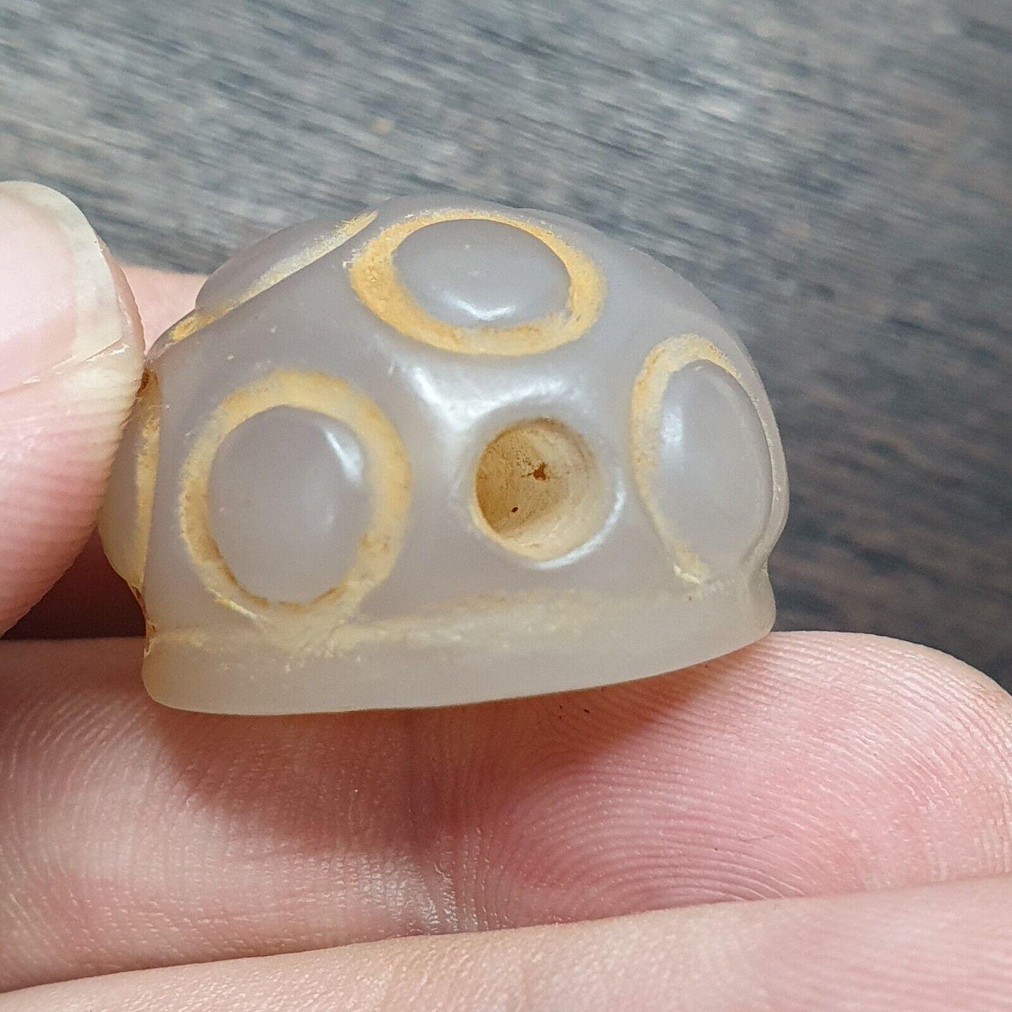 Antique gray agate seal bead queen & angel intaglio stamp very rare pendent