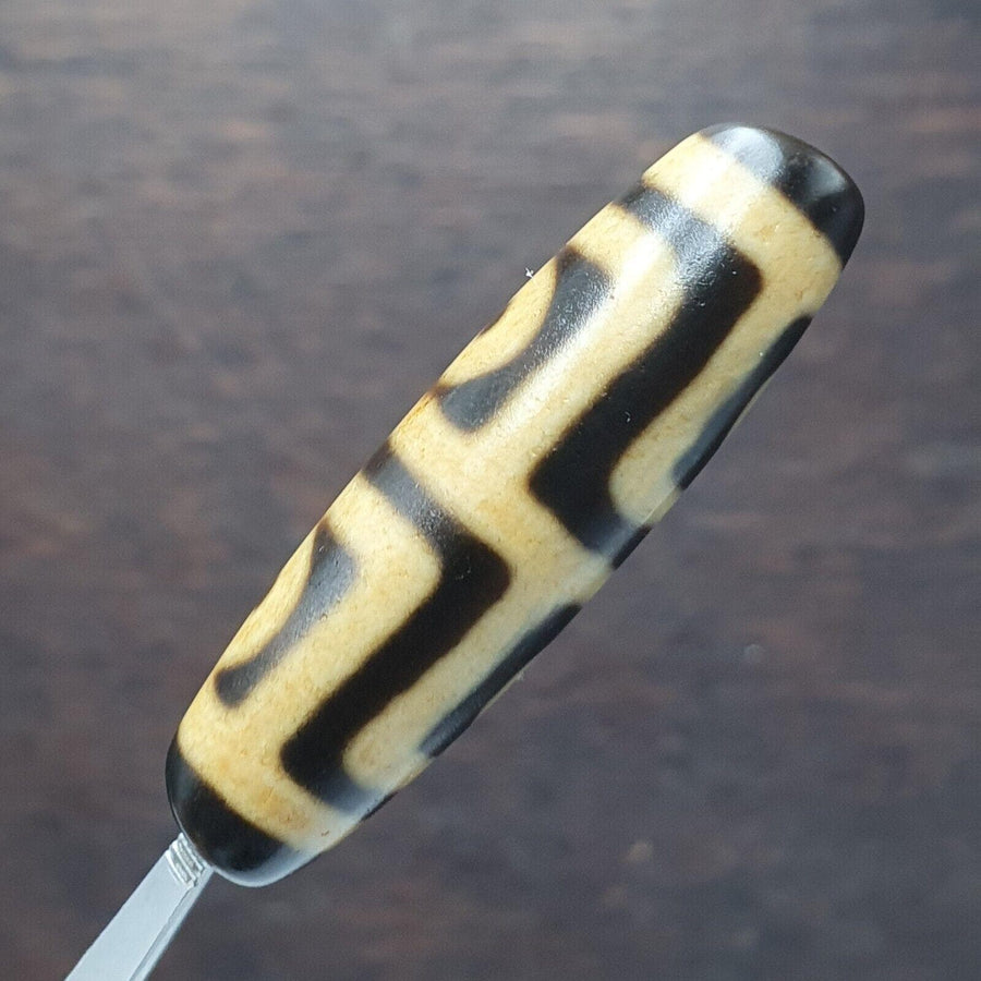 Protective Four Eyes Agate Dzi Bead - Tibetan Amulet