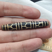 Rare pattern large south asian burmese old black&white pyu pumtek amulet bead