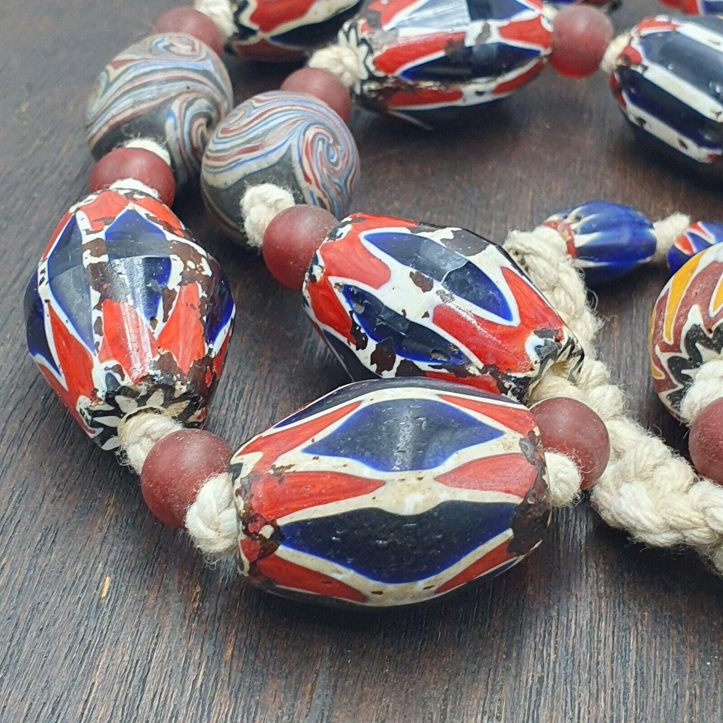 Vintage venetian style chevron big beads collection beaded necklace b22