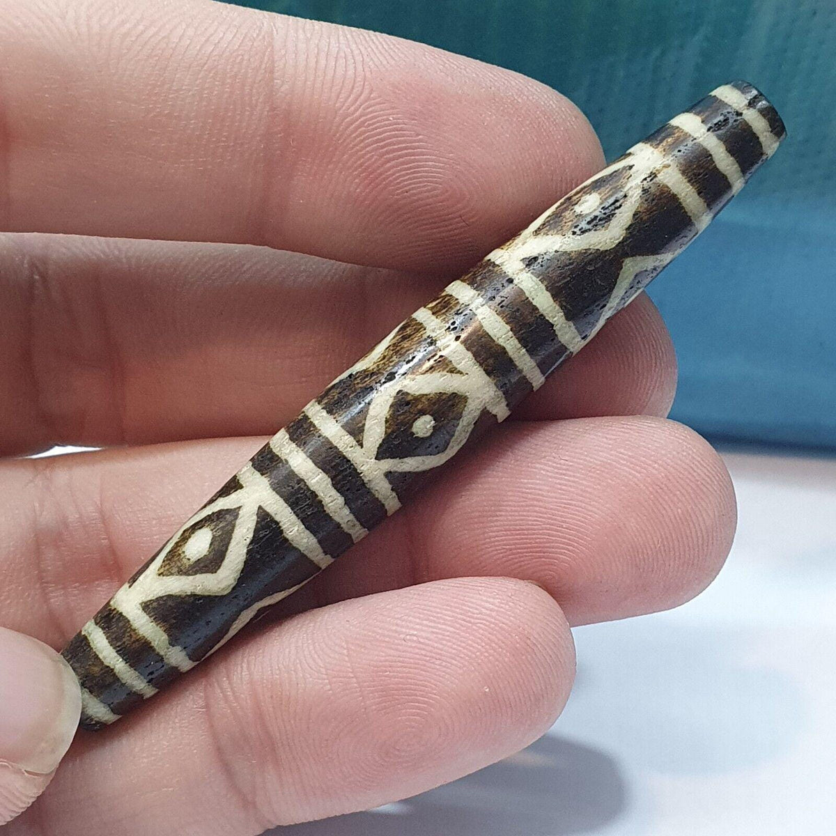 Rare pattern large south asian burmese old  pyu pumtek amulet bead 205