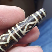 Rare pattern large south asian burmese old  pyu pumtek amulet bead 205