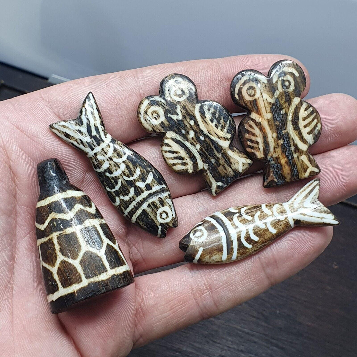 Lot 5 south asian burmese old pyu pumtek amulets bead pendents