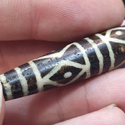 Rare pattern large south asian burmese old  pyu pumtek amulet bead 205