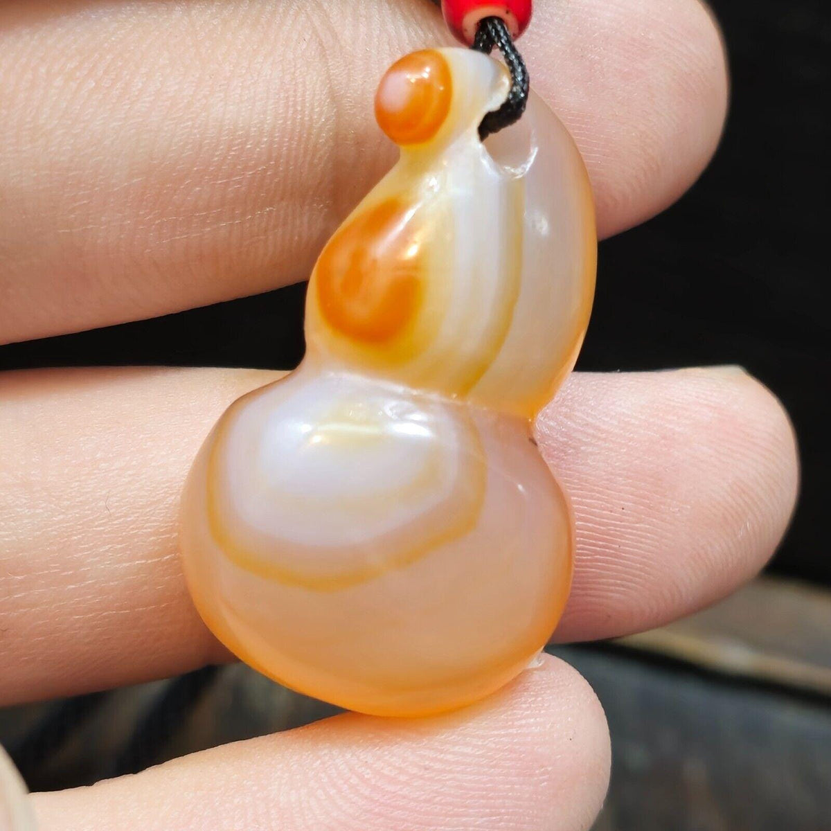 Unique tibetan himalayan orange eyes agate amulet bead #20