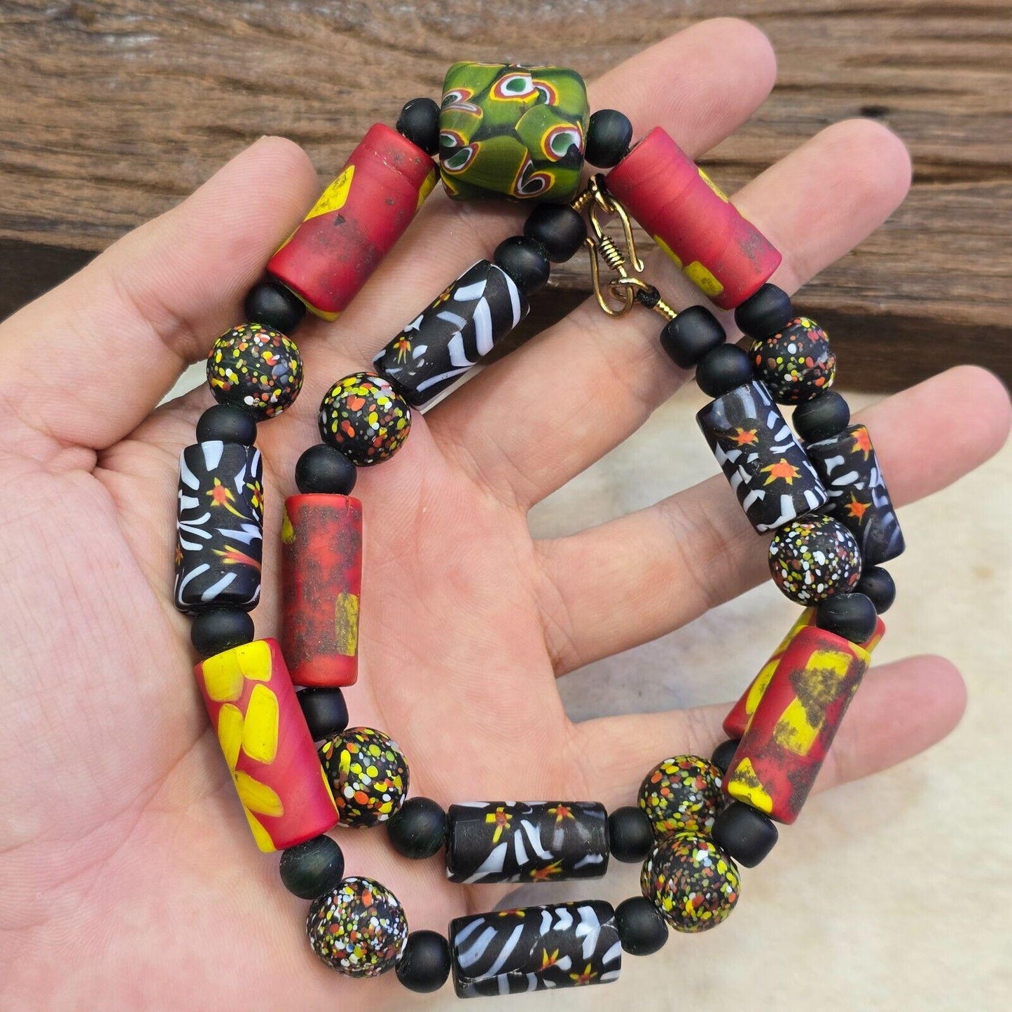 Multicolor antique style glass beads necklaceGift