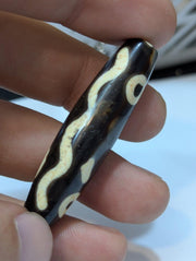 Himalayan tibetan 5 eyes agate stone dzi bead amulet