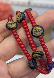 Antiaque vintage venetian whiteheart  face glass beads beaded necklace.