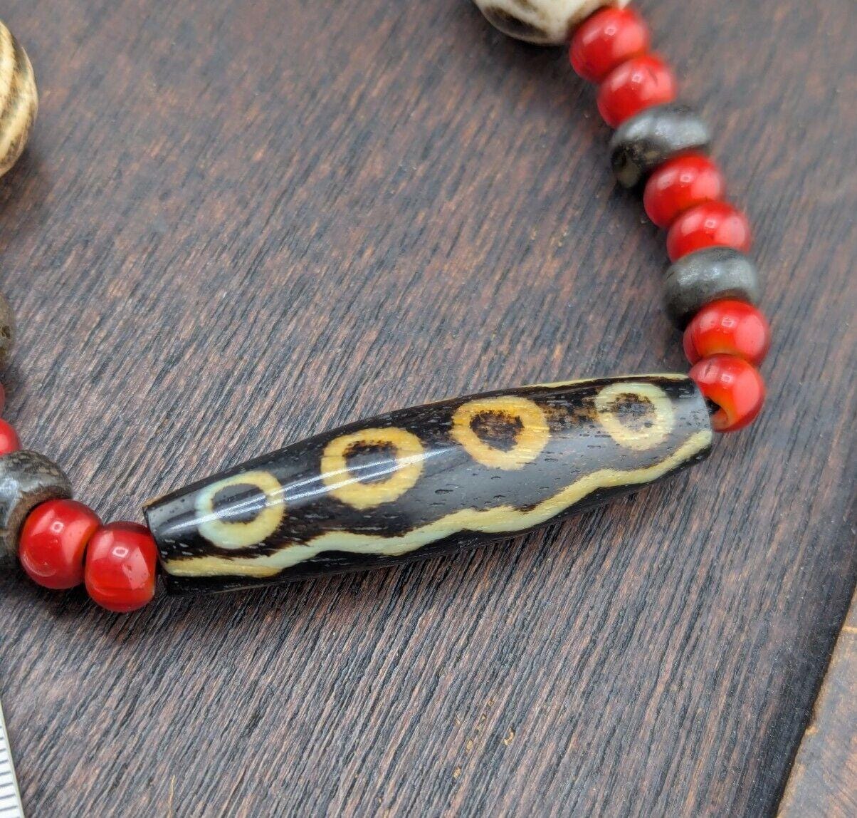 Asian burmese old pumtek with venetian whiteheart beads necklace