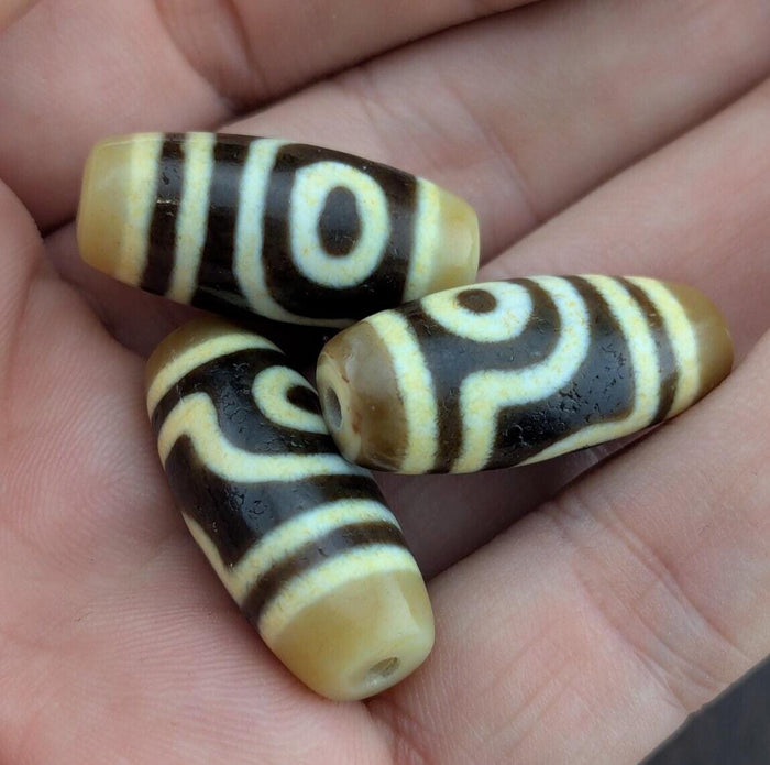 Lot 3 vintage old tibetan very unique eyes agate stone dzi bead amulet