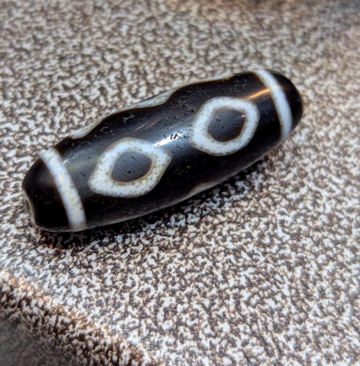 Tibetan 3 diamond eyes agate stone dzi bead amulet jn-16