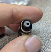 Tibetan 3 diamond eyes agate stone dzi bead amulet jn-16