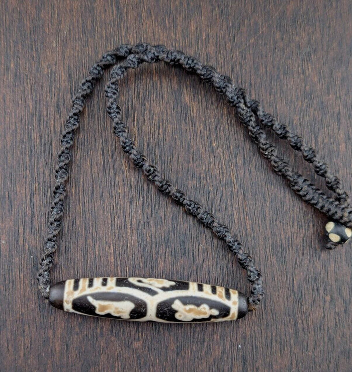 Vintage old tibetan very unique eyes agate stone dzi bead big amulet