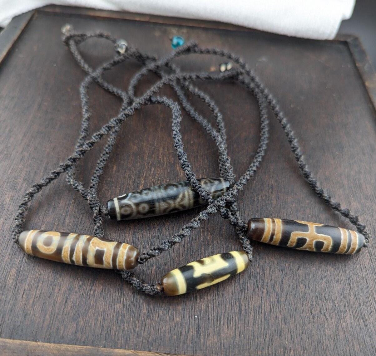 Lot 4 vintage old tibetan very unique eyes patterns agate stone dzi bead amulet