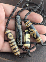 Lot 4 vintage old tibetan very unique eyes patterns agate stone dzi bead amulet