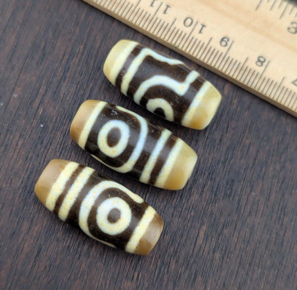 Lot 3 vintage old tibetan very unique eyes agate stone dzi bead amulet