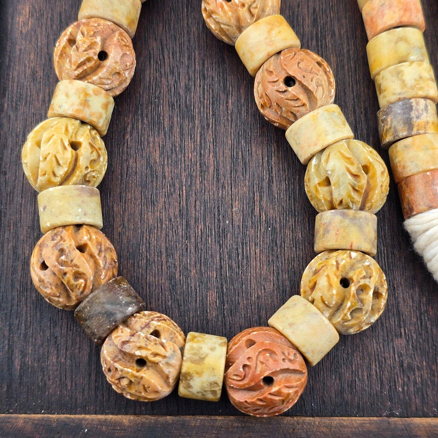 Antique african carving stone jade jasper beads necklace