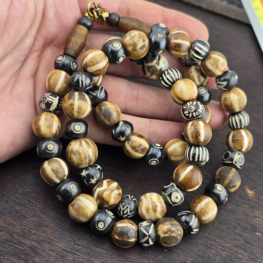 South asian burmese old pumtek petrified wood stone beads long necklace