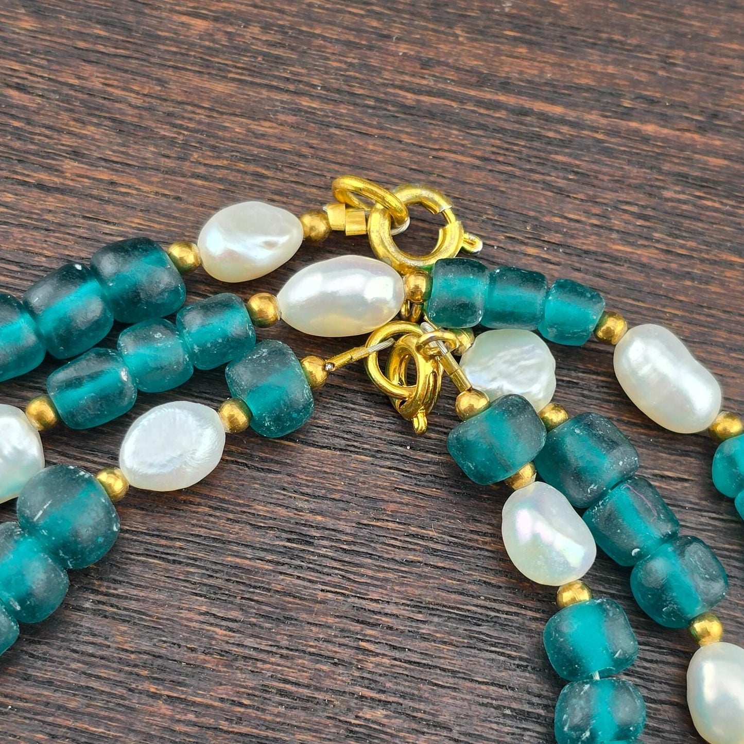 Vintage african blue glass and fresh water perals necklace & bracelet set