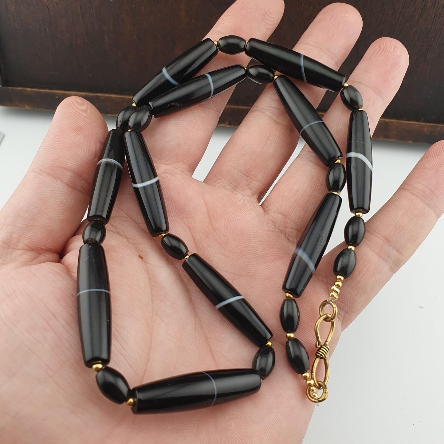 Antique old yemeni agate natural rare pattern banded agate beads 11 pieces