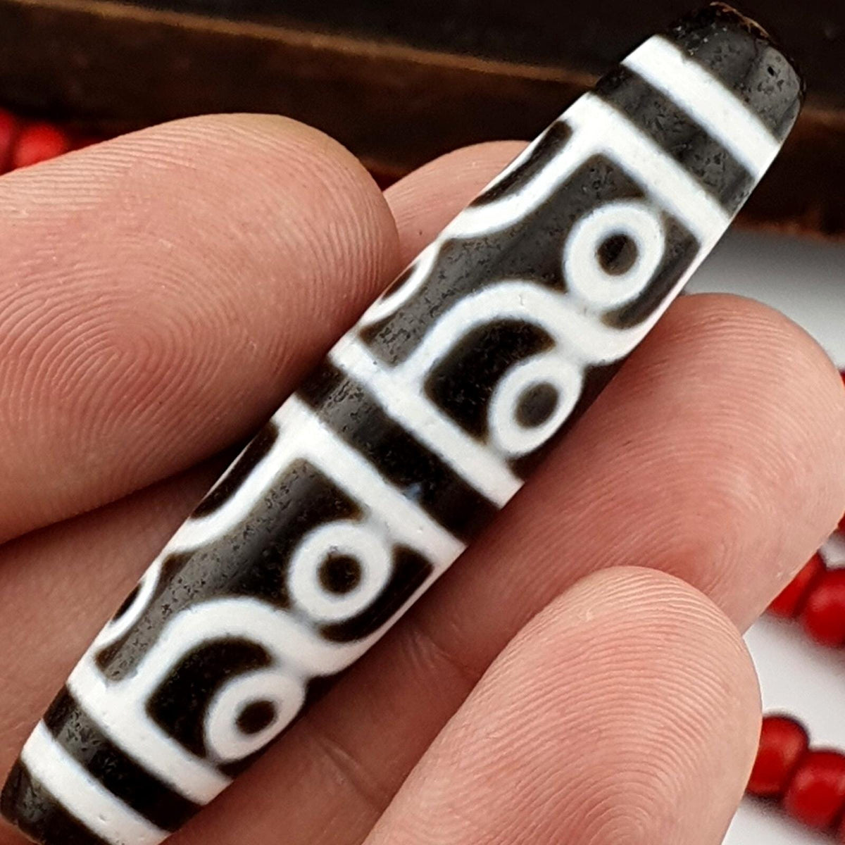 unique pattern 12 eyes Himalayan Tibetan agate dzi bead amulet lucky bead