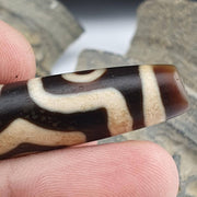 Tibetan Dzi Agate Bead Pendant: 1 Eye & 2 Circle Eyes Amulet