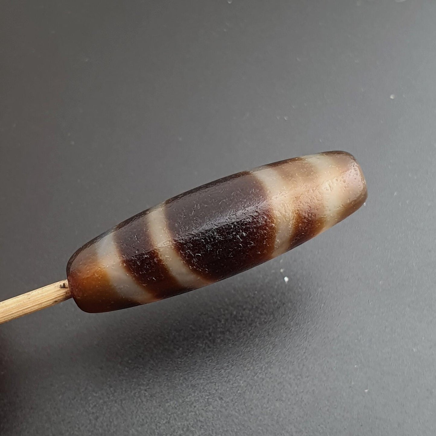Vintage old himalayan indo tibetan rare 4 stripes eye dzi agate amulet bead