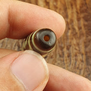 Unique 4 eyes old himalayan indo tibetan agate dzi bead rare pattern