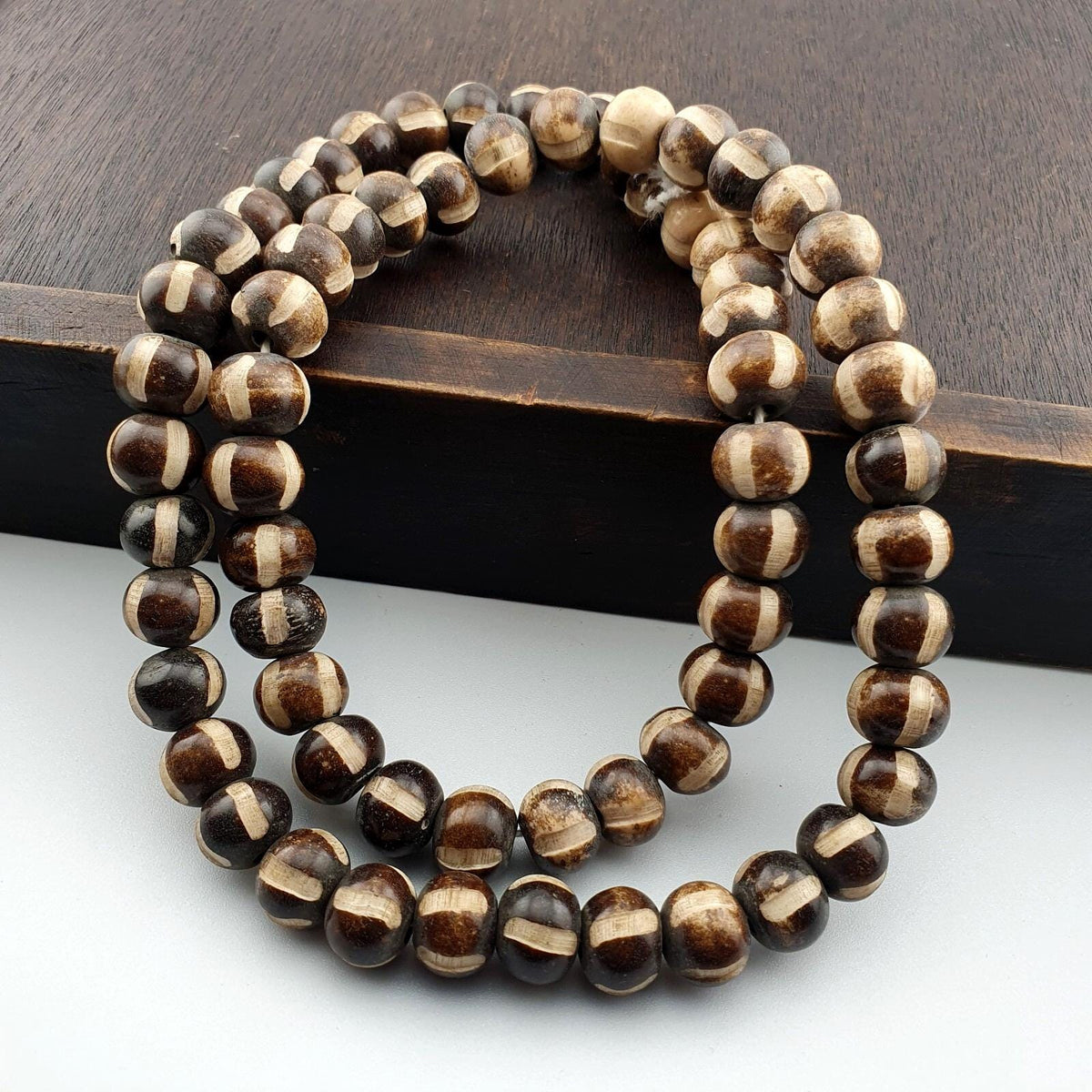 Vintage tibetan carving yak bone (buffalo) beads beaded necklace 11.5mm