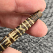 Large south asian burmese old petrified wood pyu pumtek amulet bead
