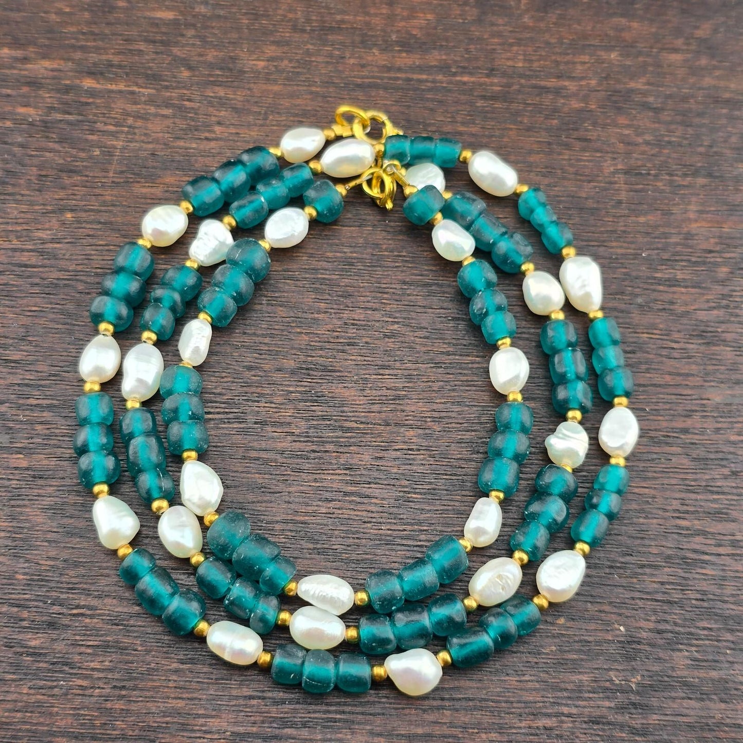 Vintage african blue glass and fresh water perals necklace & bracelet set