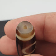 Sky earth eyes unique pattern himalayan tibetan agate dzi bead amulet
