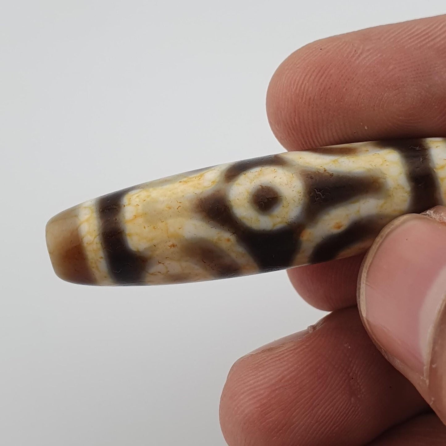 Circle 6 eyes in eyes unique pattern himalayan tibetan agate dzi bead amulet