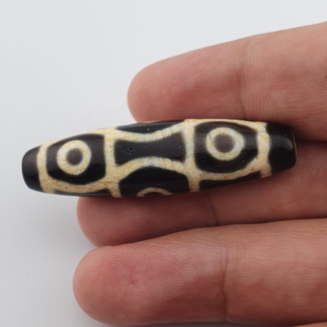 Vintage 6-Eye Dzi Bead Amulet: Himalayan Tibetan Agate