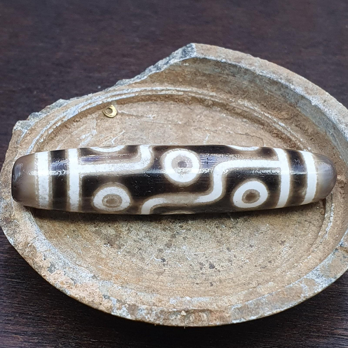 Himalayan tibetan 9 eyes pattern agate dzi bead spiritual amulet bead