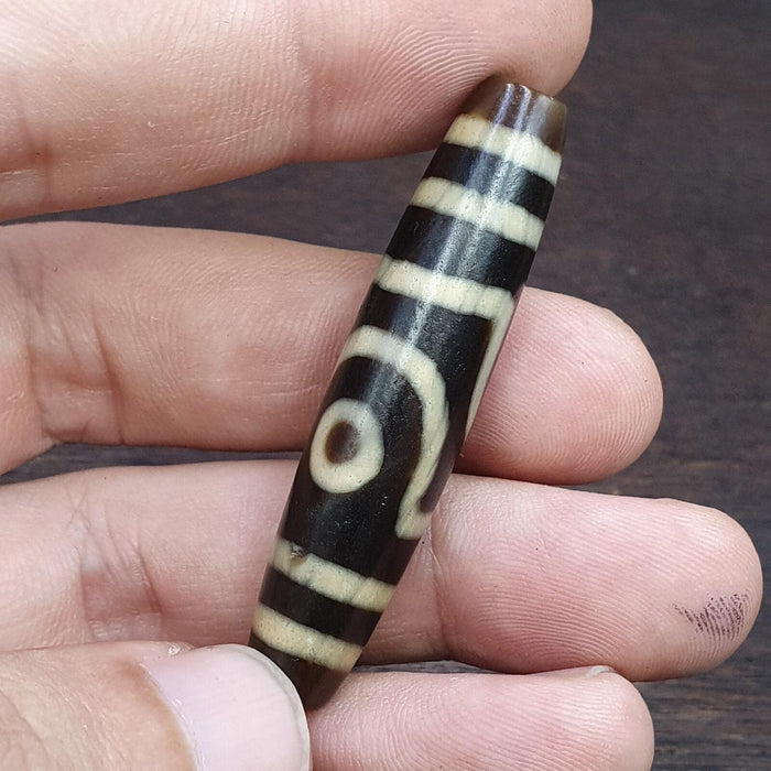 Very unique 5 eyes old himalayan indo tibetan agate dzi bead rare pattern
