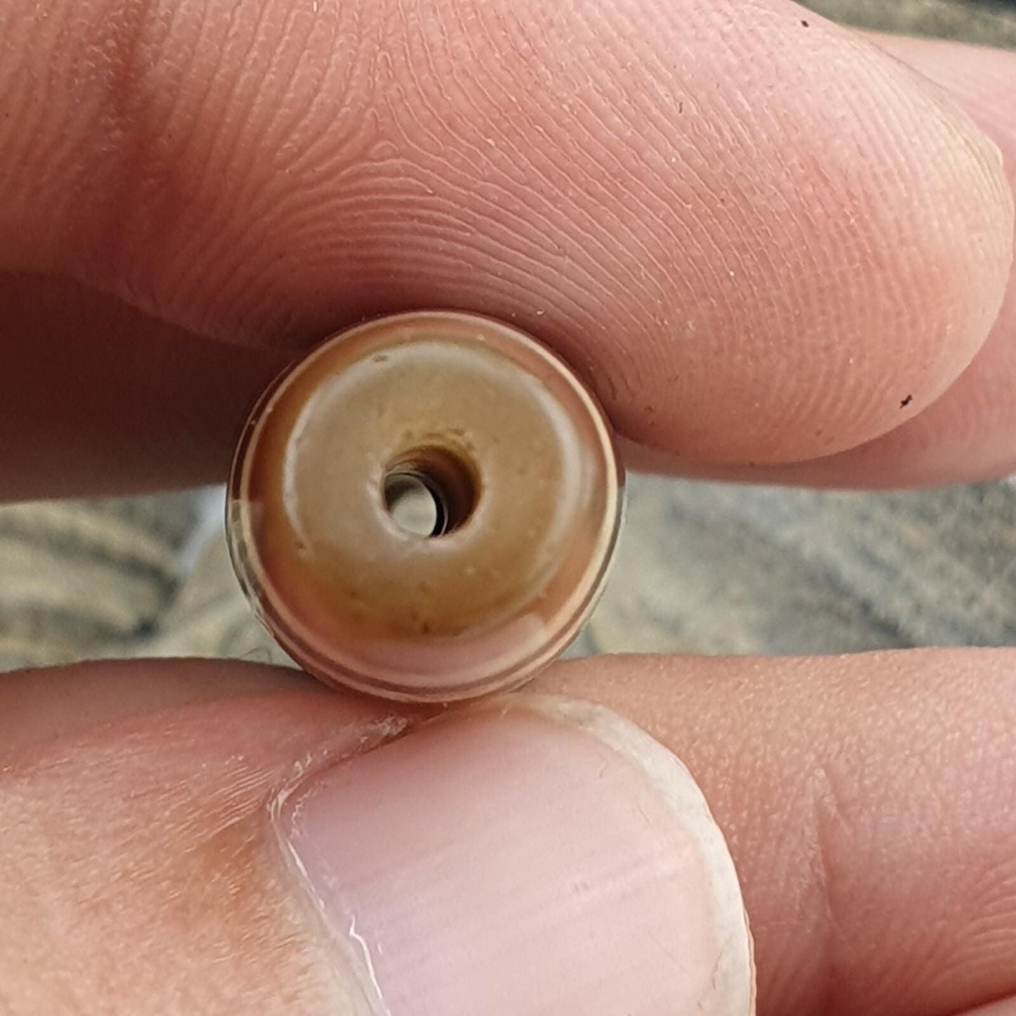 Tibetan Dzi Agate Bead Pendant: 1 Eye & 2 Circle Eyes Amulet
