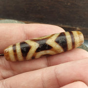 Himalayan tibetan agate dzi bead 2 eyes antique spiritual amulet