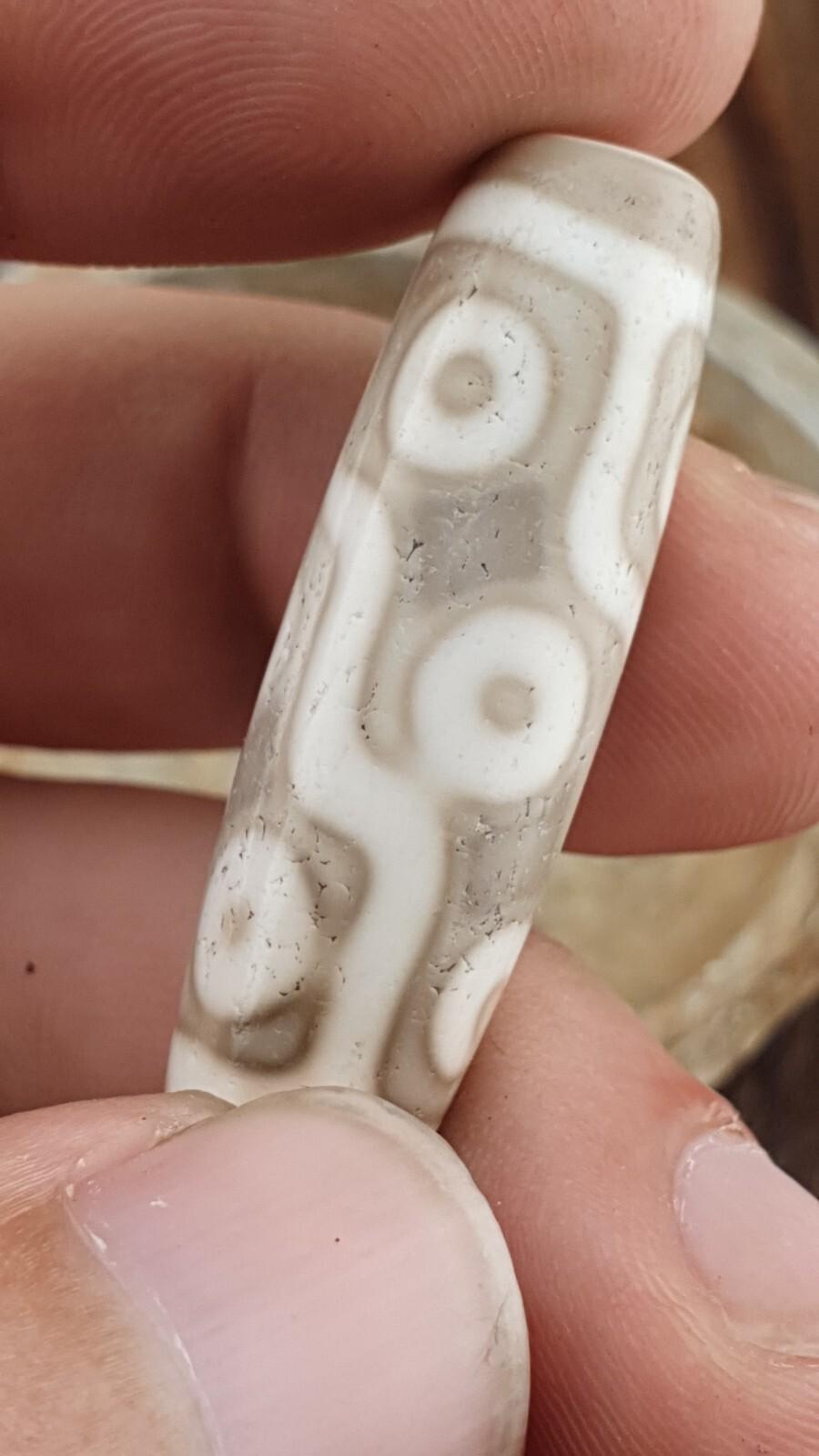 Vintage old himalayan indo tibetan 9 falling eyes eye dzi gray agate amulet bead