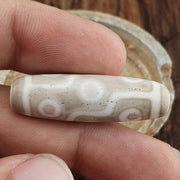 Vintage old himalayan indo tibetan 9 falling eyes eye dzi gray agate amulet bead