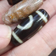 Lot 3 tibetan nepalese dzi beads agate bead black agate   tbl-3